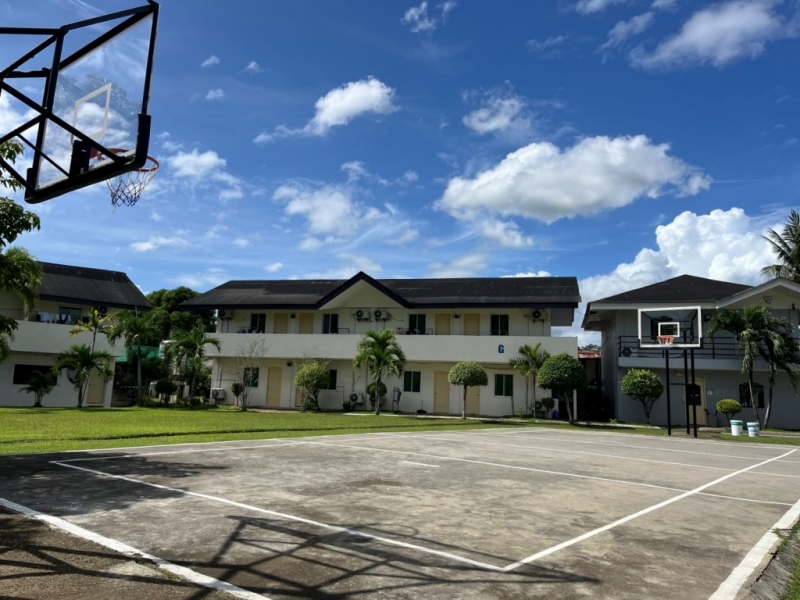 フィリピン留学 Cebu21 - English Fella 2-Basketball court-2